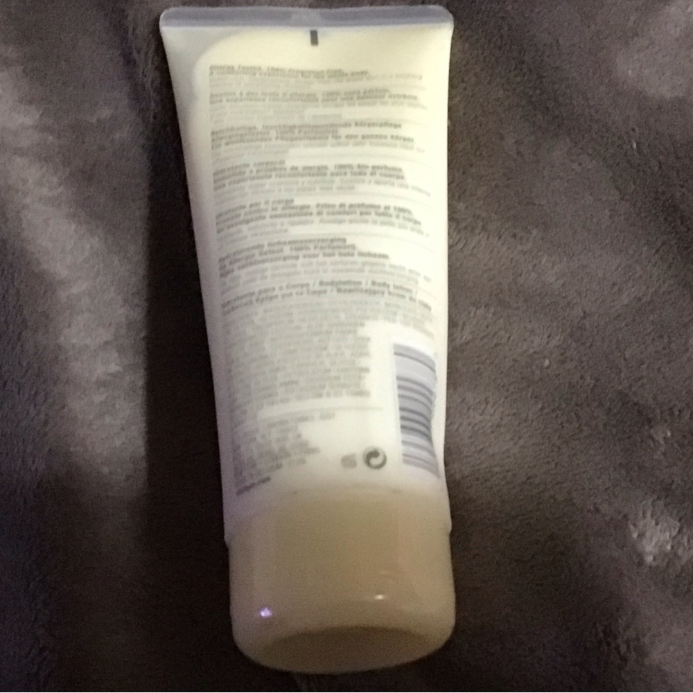 Clinique deep comfort body moisture 6.7 oz new